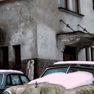 Image resized with cropping.